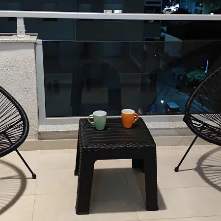 Med Apartment *
